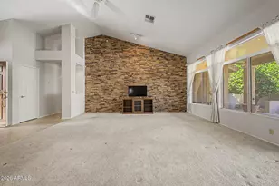 19105 N 90th Dr, Peoria, AZ 85382 - Photo 8