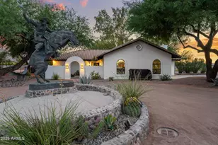 2601 E Mesquite St, Gilbert, AZ 85296 - Photo 1