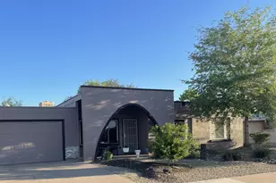 9110 W Long Hills Dr, Sun City, AZ 85351 - Photo 1