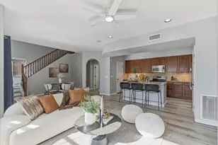 3935 E Rough Rider Rd, Phoenix, AZ 85050 - Photo 1