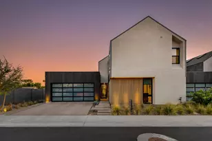 1341 E Pomelo Grove, Phoenix, AZ 85014 - Photo 1