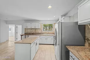 4116 N 64th Dr, Phoenix, AZ 85033 - Photo 10