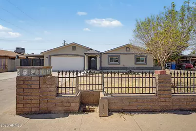 4116 N 64th Drive, Phoenix, AZ 85033 - Photo 1