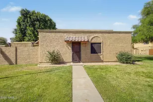 948 S Alma School Rd, Mesa, AZ 85210 - Photo 1