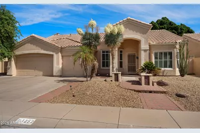 1252 W Bruce Avenue, Gilbert, AZ 85233 - Photo 1