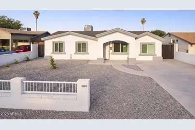 2609 N 65th Drive, Phoenix, AZ 85035 - Photo 1
