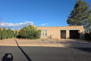 216 Highland Dr, Sierra Vista, AZ 85635 - Photo 1