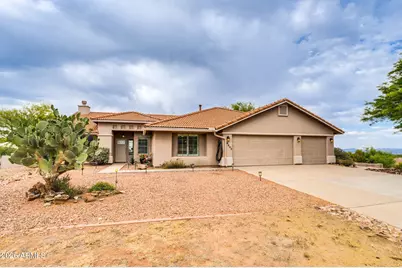 8405 S Palisades Drive, Hereford, AZ 85615 - Photo 1