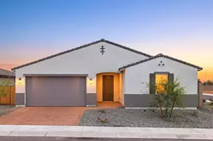 7757 N 78th Dr, Glendale, AZ 85303 - Photo 1