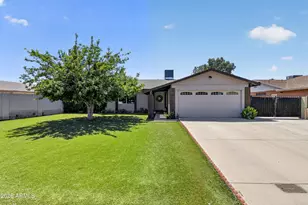 7539 W Highland Ave, Phoenix, AZ 85033 - Photo 1