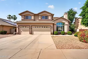 1002 E Betsy Ln, Gilbert, AZ 85296 - Photo 1