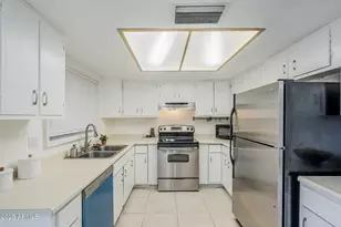 16 W Loma Vista Dr, Tempe, AZ 85282 - Photo 38