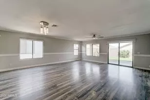 928 W Desert Hills Dr, San Tan Valley, AZ 85143 - Photo 6