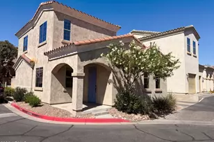 1729 S Desert View Pl, Apache Junction, AZ 85120 - Photo 1