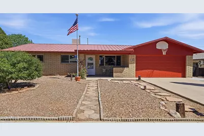 1065 N Catalina Drive, Sierra Vista, AZ 85635 - Photo 1