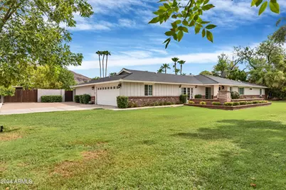 5742 E Lafayette Boulevard, Phoenix, AZ 85018 - Photo 1