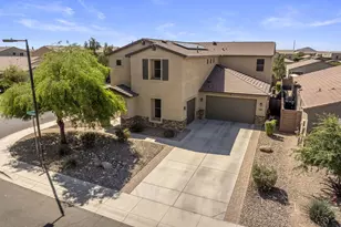 1013 W Blue Ridge Dr, San Tan Valley, AZ 85140 - Photo 1