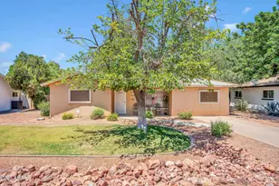 3828 N 36th St, Phoenix, AZ 85018 - Photo 1