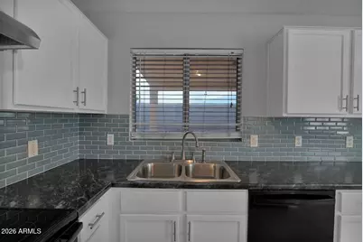 3814 S 62nd Lane, Phoenix, AZ 85043 - Photo 12