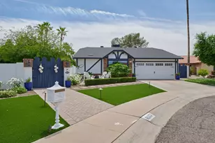 8113 E Redwing, Scottsdale, AZ 85250 - Photo 1