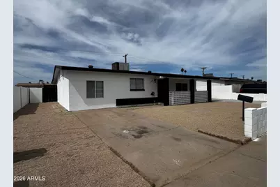 7732 W Mitchell Drive, Phoenix, AZ 85033 - Photo 2