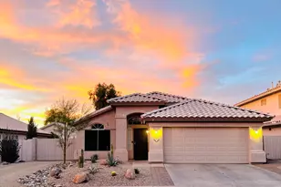 3524 E Kristal Way, Phoenix, AZ 85050 - Photo 1