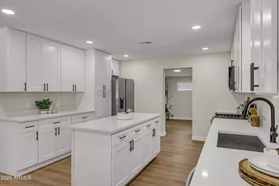 65 E 7th Avenue, Mesa, AZ 85210 - Photo 1