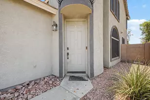 1617 W St Kateri Dr, Phoenix, AZ 85041 - Photo 8