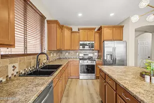 1617 W St Kateri Dr, Phoenix, AZ 85041 - Photo 24