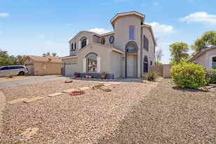 1617 W St Kateri Dr, Phoenix, AZ 85041 - Photo 4
