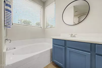 1617 W Saint Kateri Drive, Phoenix, AZ 85041 - Photo 34