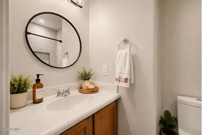 1617 W Saint Kateri Drive, Phoenix, AZ 85041 - Photo 28