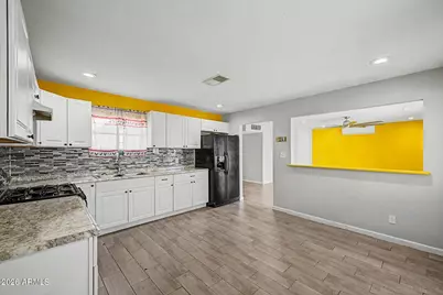 4738 W Fairmount Avenue, Phoenix, AZ 85031 - Photo 8