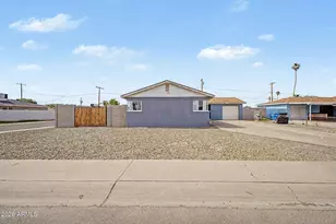 4738 W Fairmount Ave, Phoenix, AZ 85031 - Photo 2