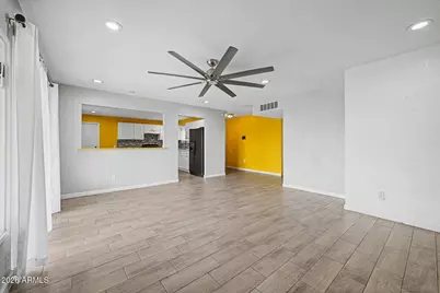 4738 W Fairmount Avenue, Phoenix, AZ 85031 - Photo 6