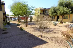 819 W Ray Rd, Chandler, AZ 85225 - Photo 1
