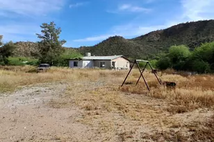 4048 S Cooley Rnch Rd, Winkelman, AZ 85192 - Photo 1