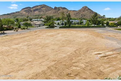 5702 E Caballo Drive #7, Paradise Valley, AZ 85253 - Photo 1