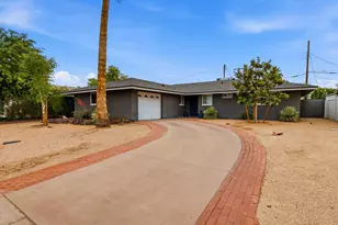 4607 N 82nd St, Scottsdale, AZ 85251 - Photo 1