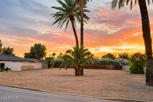 3316 N 51st St, Phoenix, AZ 85018 - Photo 1
