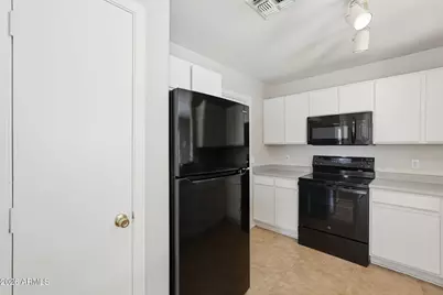 11239 W Roma Avenue, Phoenix, AZ 85037 - Photo 8