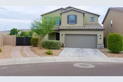 3213 W Donner Drive, Phoenix, AZ 85041 - Photo 1