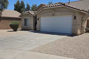 6533 W Hilton Ave, Phoenix, AZ 85043 - Photo 2