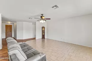 237 E Desert Holly Dr, San Tan Valley, AZ 85143 - Photo 8