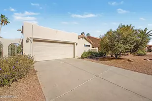 25235 S Drifter Dr, Sun Lakes, AZ 85248 - Photo 1