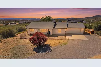 17313 E Lions Crossing Road, Dewey, AZ 86327 - Photo 1