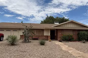 848 N Pioneer, Mesa, AZ 85203 - Photo 1