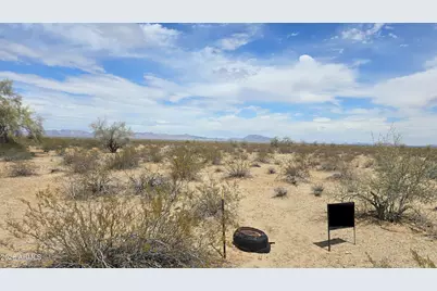 0 N 571 Avenue #-, Tonopah, AZ 85354 - Photo 1