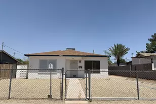 382 W Cocopah, Phoenix, AZ 85003 - Photo 1