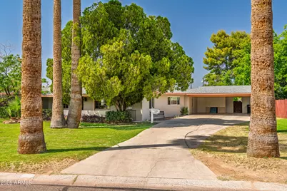 4110 E Monte Vista Road, Phoenix, AZ 85008 - Photo 2